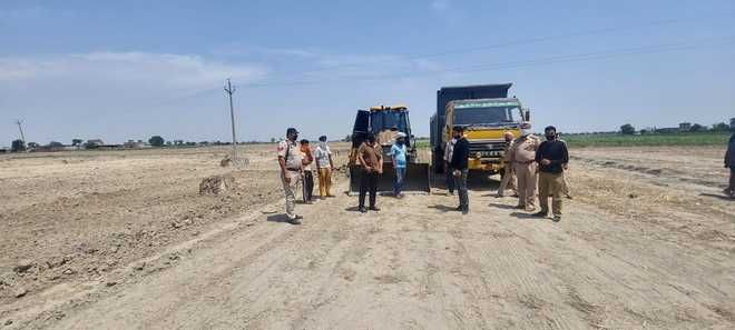 Illegal mining racket busted; 2 sand-laden tippers seized