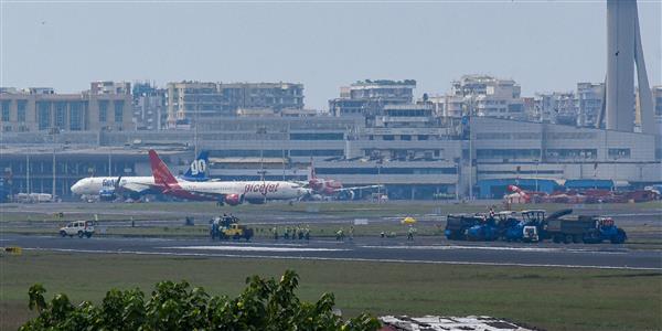 Flight operations at Mumbai Airport resumed after 6 hours