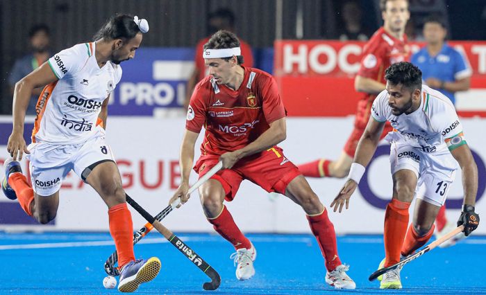 FIH Pro League: India bounce back with comfortable win - Rediff.com