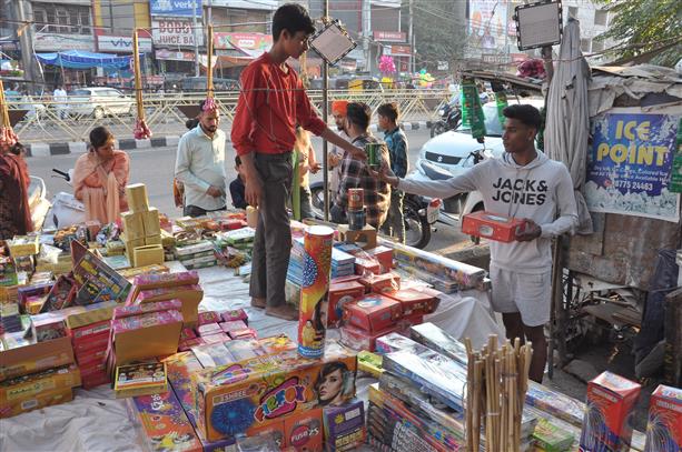 Low-emission fireworks a hit among customers