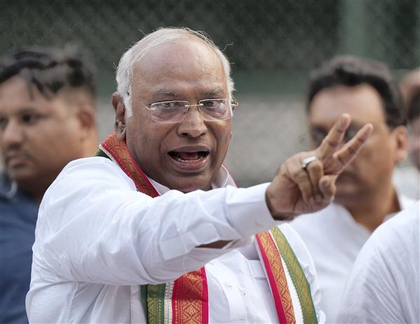 Mallikarjun Kharge to assume role as Congress chief on October 26