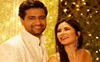 Vicky-Kaushal, Katrina Kaif's first Diwali celebration as married couple was about Lakshmi puja, flowers, lights, gold-white enthnic wear and lots more...