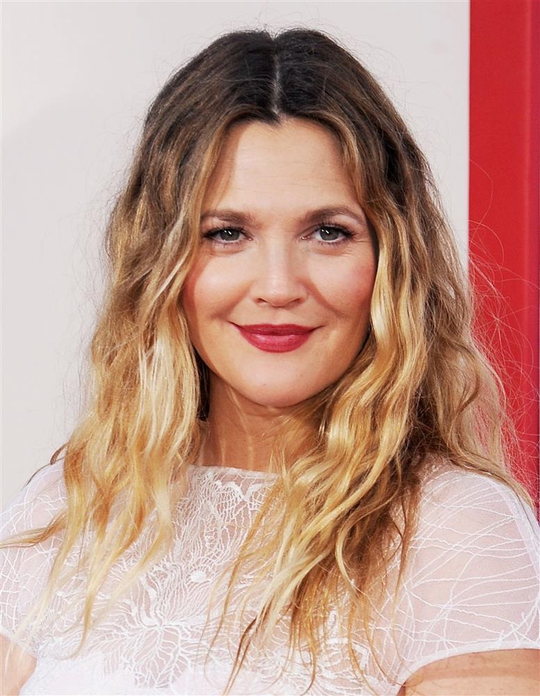 Drew Barrymore can go without sex for ‘years’ but she clarifies ‘I do not hate it’