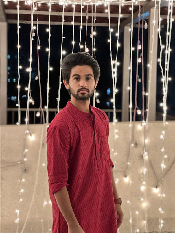 Actor Omkar Kulkarni, who is gaining popularity with the web show ‘Insiders’, talks about his role and the journey so far