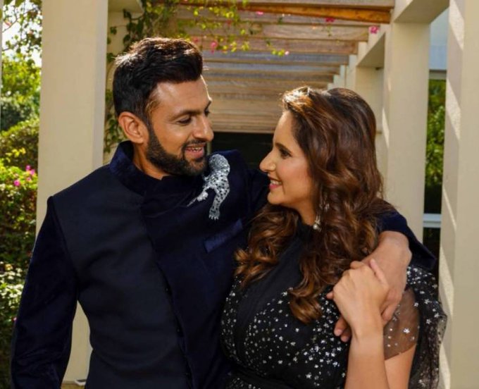680px x 552px - Shoaib Malik drops a sweet message for wifey Sania Mirza on her birthday  amid separation rumours : The Tribune India