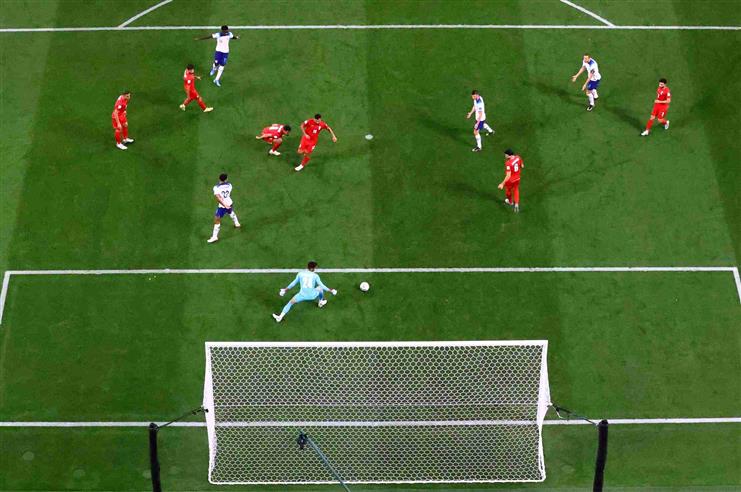 FIFA World Cup: Bukayo Saka at the double as England hit Iran for six