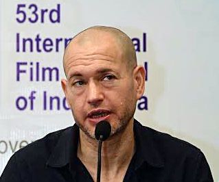 Israeli filmmaker a contrarian