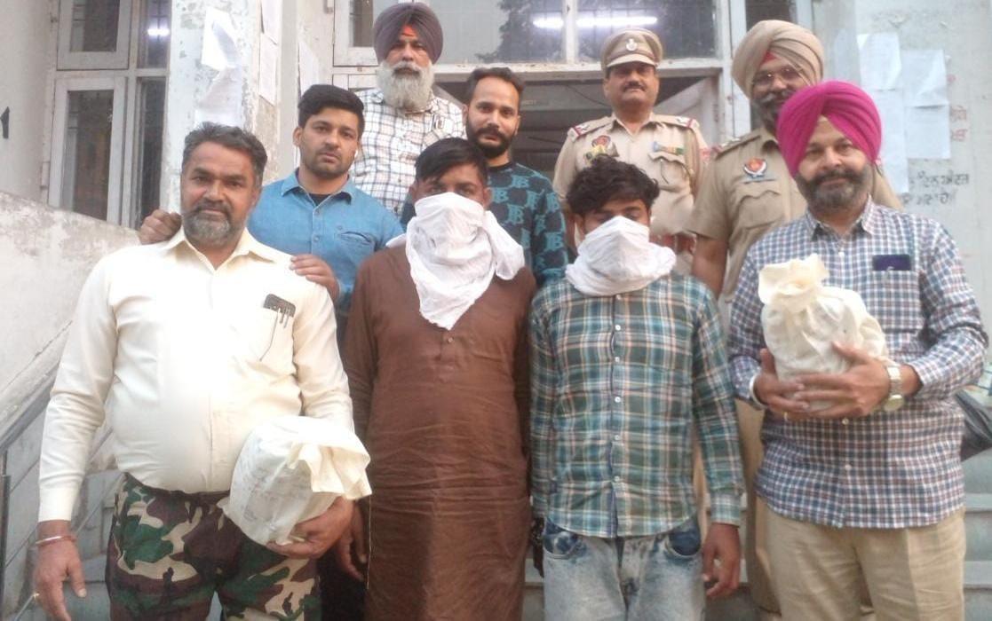 Amritsar: Father-son duo held with 4-kg heroin