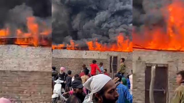Major fire breaks out in 2 hosiery waste godowns in Ludhiana
