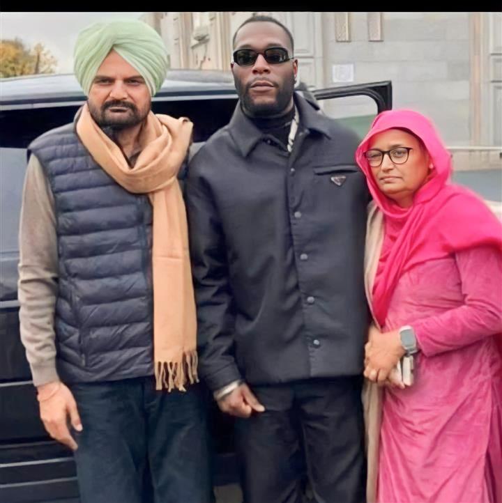 Watch: Nigerian singer Burna Boy meets Sidhu Moosewala’s parents in UK; presents this special gift to them