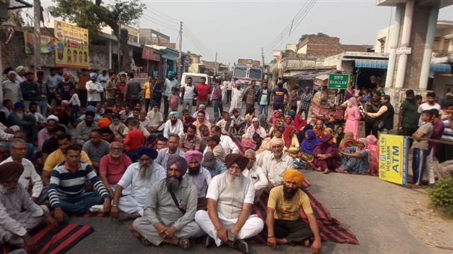 Ropar: 6 members of Ilaqa Sangharsh Committee booked for ‘extortion’