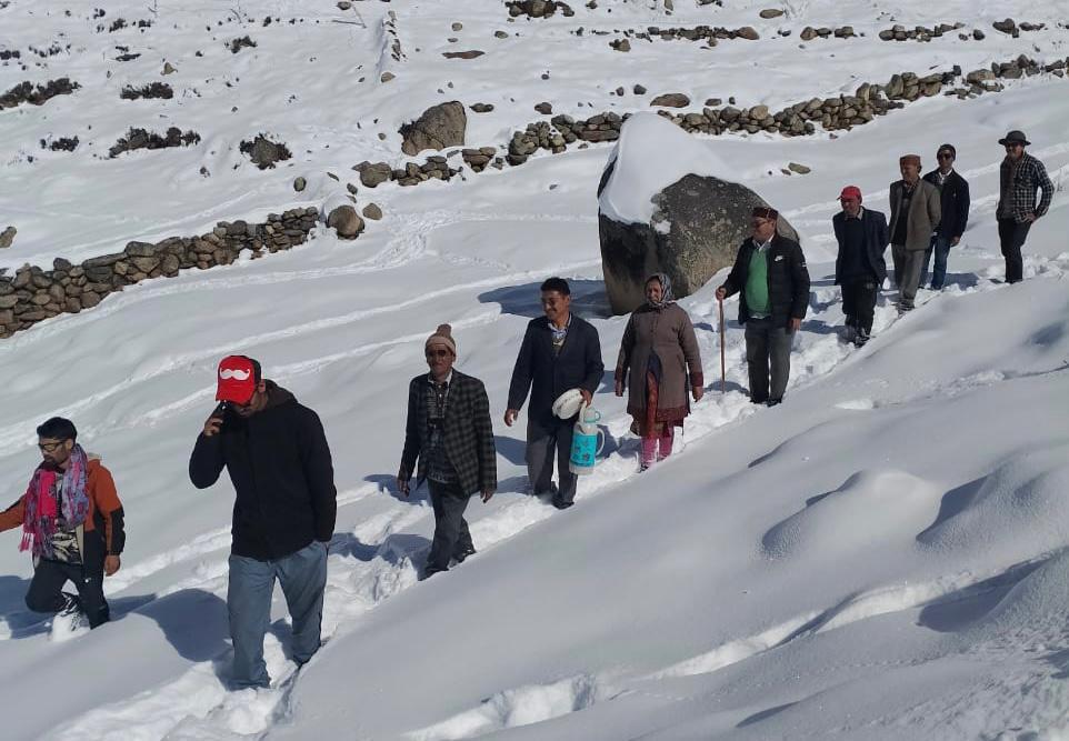 Assembly polls: Nearly 66 pc polling in Himachal as voters brave cold, trudge through snow