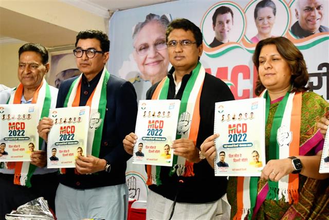 Congress’ civic poll manifesto promises water purifiers to poor, day-boarding at MCD schools