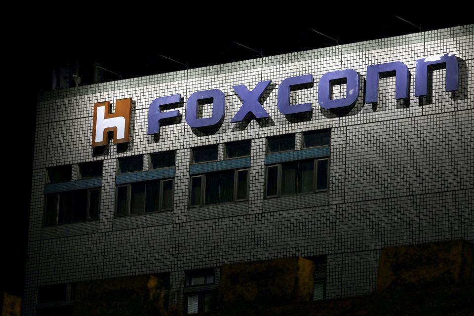 Protests erupt at Foxconn's iPhone unit in China
