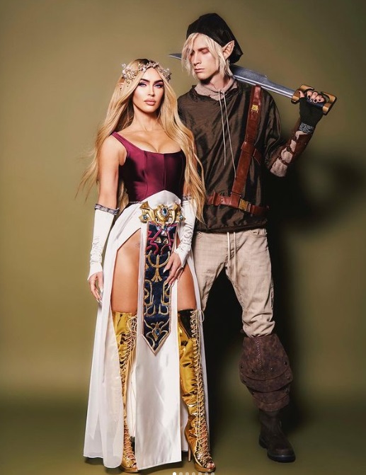 Megan Fox poses with Machine Gun Kelly in 'The Legend of Zelda', trolls  mistake her pelvic tattoo for 'unshaved' ʙικιɴι line : The Tribune India