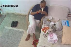 Housekeeping service at Delhi minister Satyendar Jain’s cell sparks row