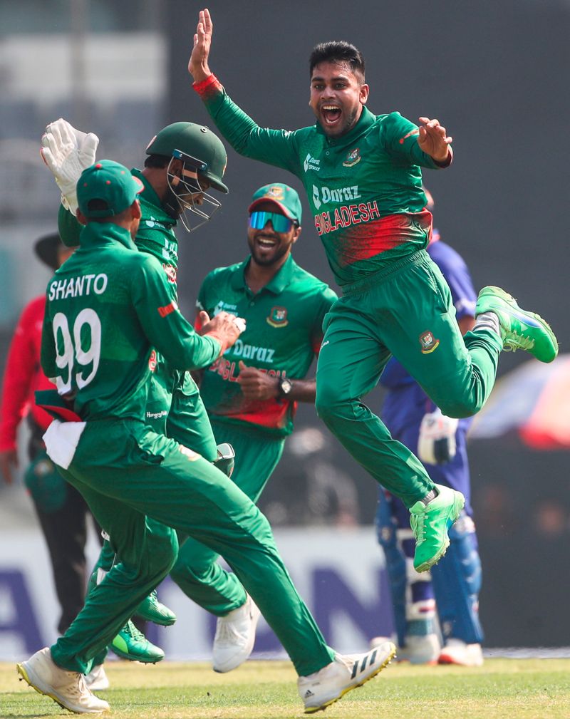 Bangladesh stun India in ODI
