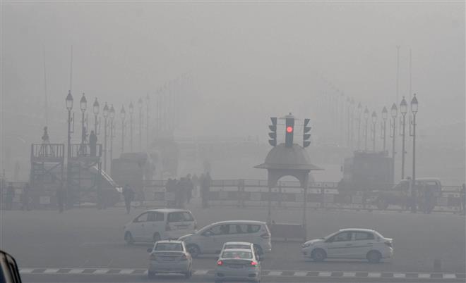 Delhi air quality improves slightly, lands in ‘very poor’ category