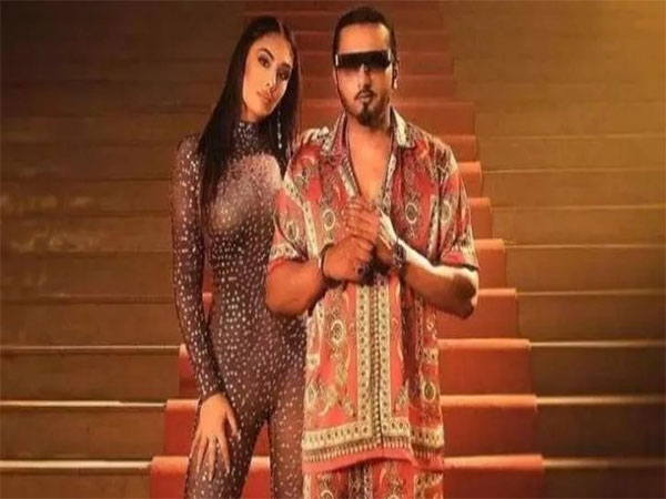 Honey Singh wishes 'jaana' Tina Thadani on her birthday