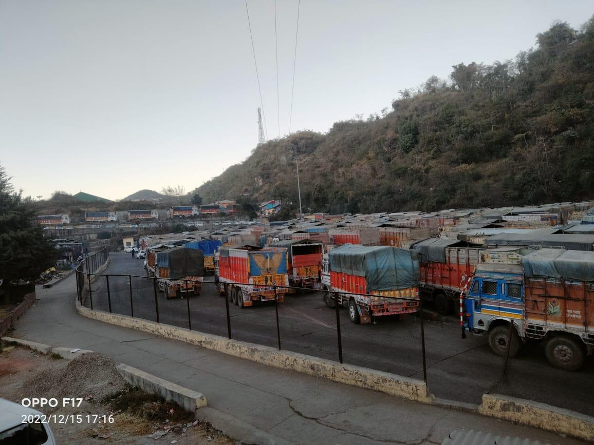 Truckers hold protest outside Ambuja cement plant at Darlaghat