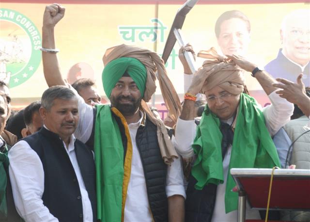 Farmers stage protest at Delhi’s Jantar Mantar, demand legal guarantee for MSP