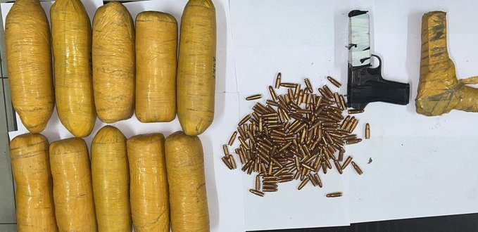 Pathankot police arrest 2 drug smugglers; seize 10 kg heroin, 2 pistols