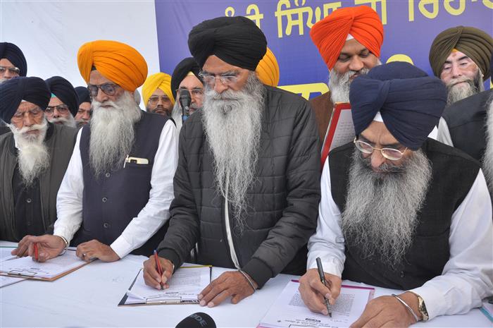 SGPC starts signature drive for release of ‘Bandi Singhs’