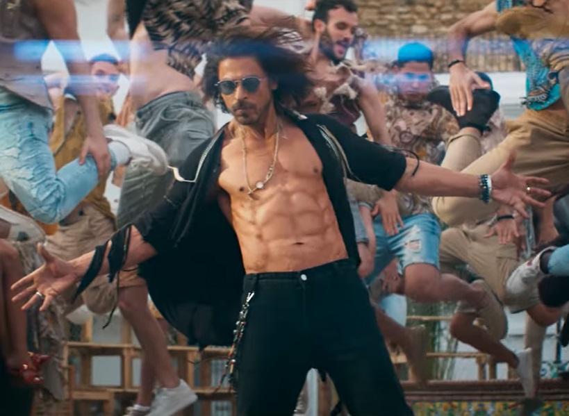 'Shah Rukh Khan was shy to show his abs in Jhoome Jo Pathaan'