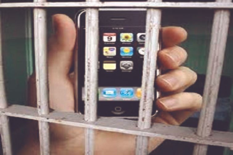 4 mobile phones seized from jail