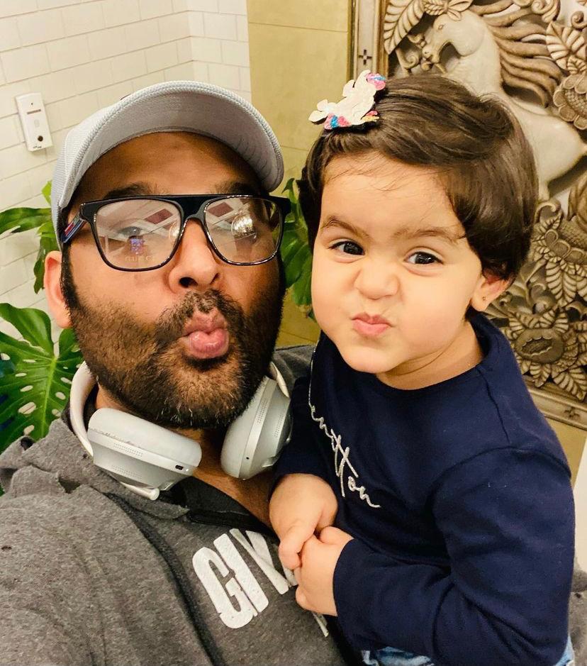 Kapil Sharma shares a heartfelt photo with daughter Anayra; both flaunt a cute pout