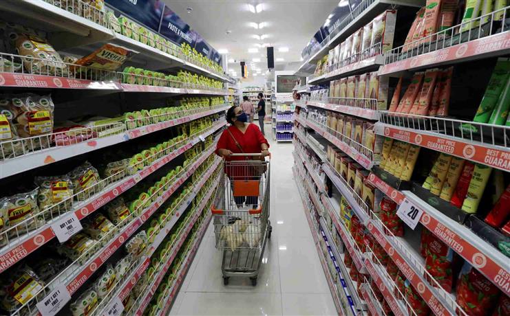 Reliance takes control of around 200 Future Retail stores, offers jobs to employees