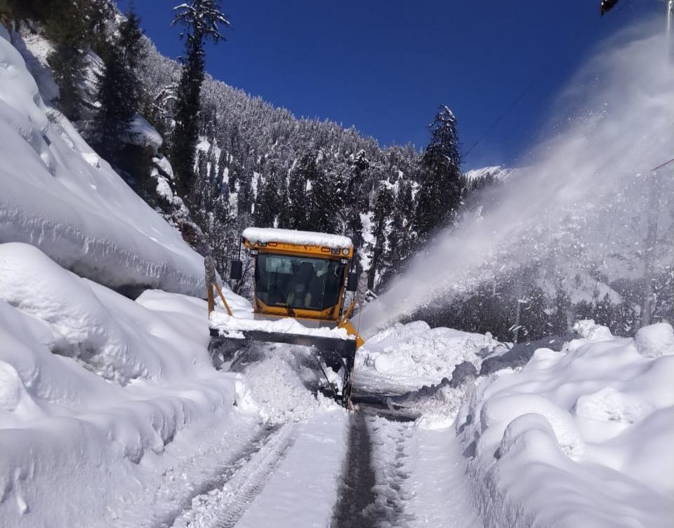 Himachal: Keylong road via Atal Tunnel restored