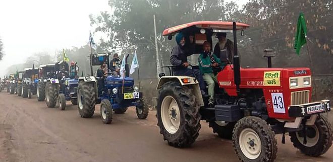 Tractor march taken out in support of SSM's Dr Ajnala in Rajasansi