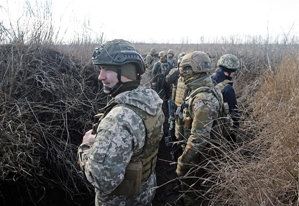 Ukraine’s breakaway regions mobilise troops
