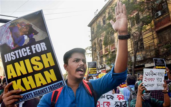 Anish Khan death: Police, student clash in Kolkata
