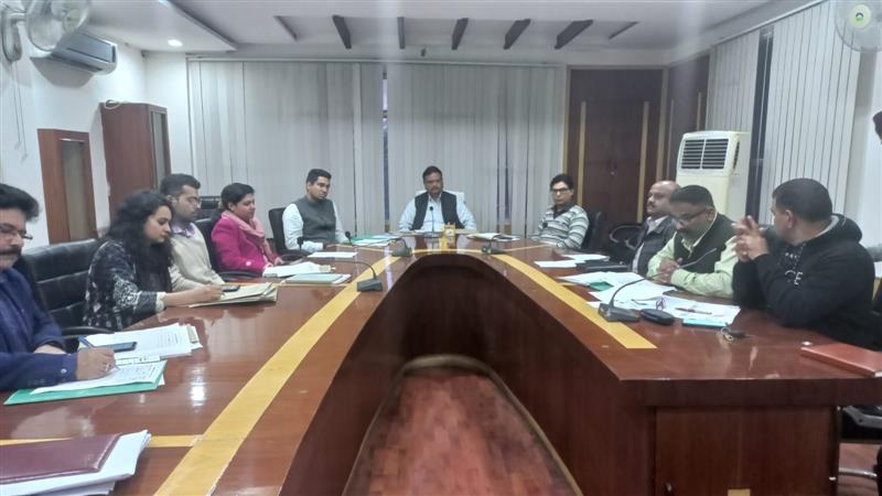 Ensure recovery targets, Ludhiana MC Commissioner  tells officials