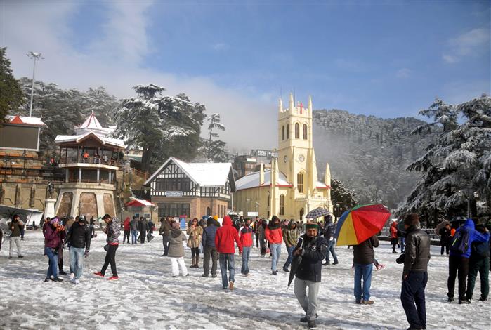 Stuck in snow, 50 rescued from Himachal's Chopal