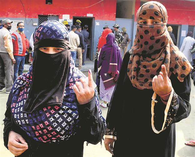 Modi amid hijab row: Stand by victimised Muslim women