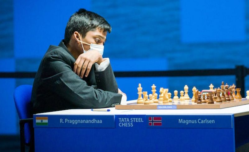India's R Praggnanandhaa, 16, beats World No.1 Magnus Carlsen in online  chess tournament