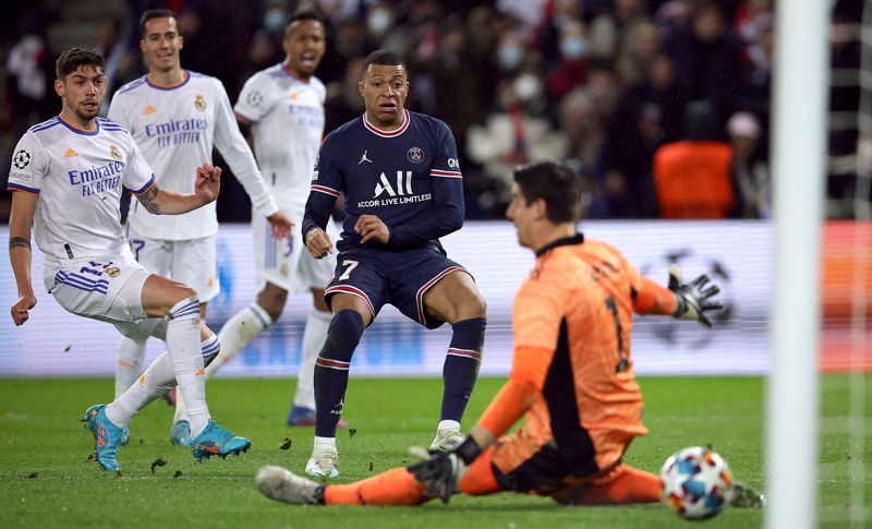 PSG's Real man: Kylian Mbappe’s late  strike puts PSG in front seat