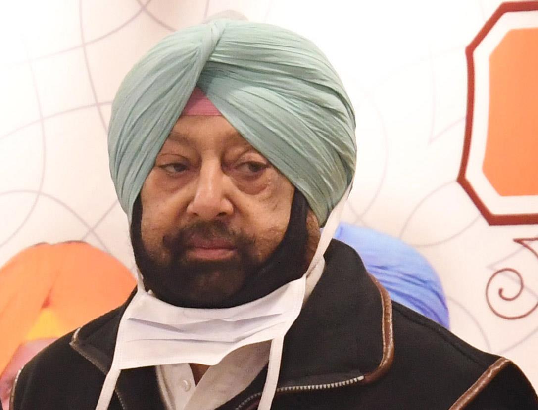 Amarinder warns of explosion soon from 'discarded' Sidhu after Congress picks Channi as CM face