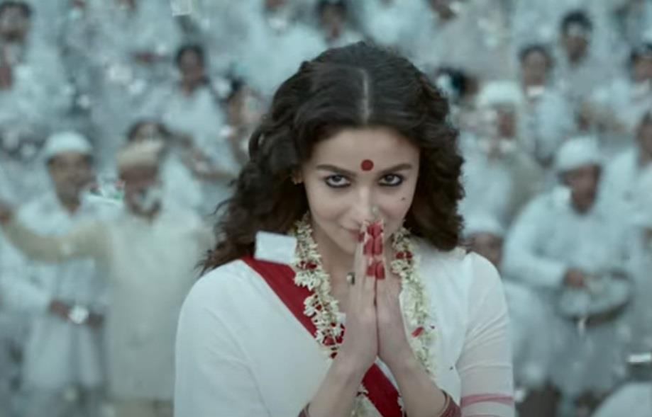 'Gangubai Kathiawadi' trailer: Alia Bhatt as fierce mafia queen commands the screen