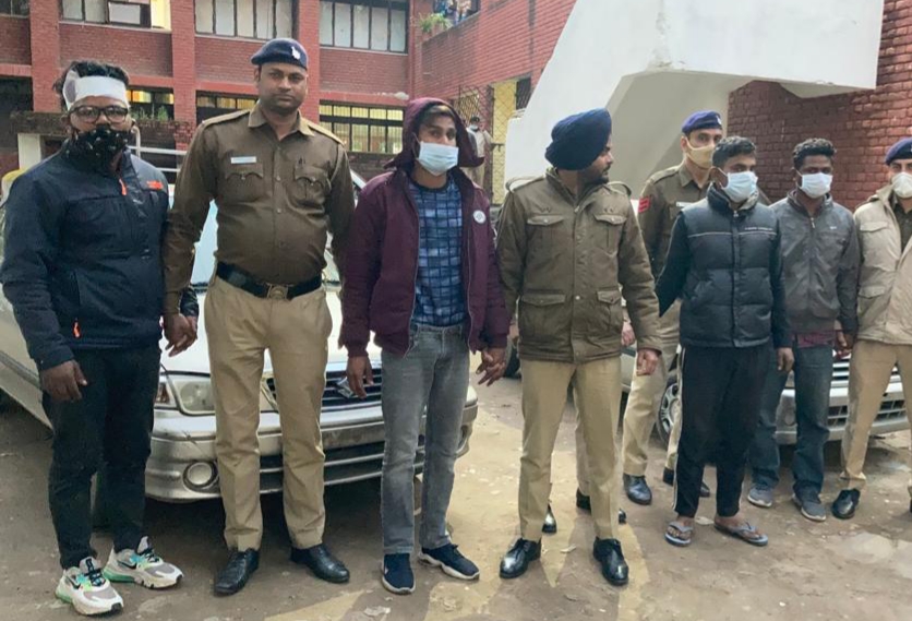 Chandigarh police arrest four robbery bid suspects