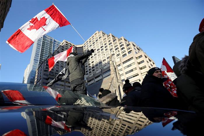 El primer ministro canadiense, Justin Trudeau, pide poderes de
