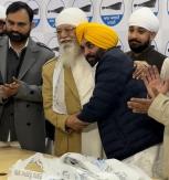 Punjab polls: Denied ticket for grandson, Congress leader HS Hanspal joins AAP