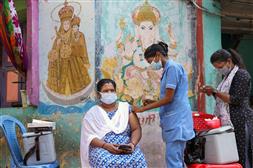 3rd Covid wave affected youngsters more, sore throat commonest sign: ICMR
