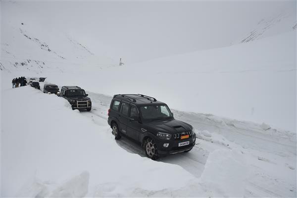Srinagar-Leh road reopens after 73 days
