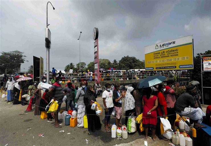 Serpentine queue lines at fuel stations claim lives of two 70-year-olds in Sri Lanka