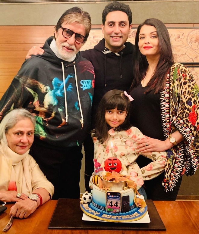 ‘Cutest Bachchan’, reacts Internet as this unseen picture of Abhishek and Aishwarya Rai Bachchan's daughter Aaradhya from school goes viral