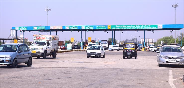 Ludhiana toll plaza closed